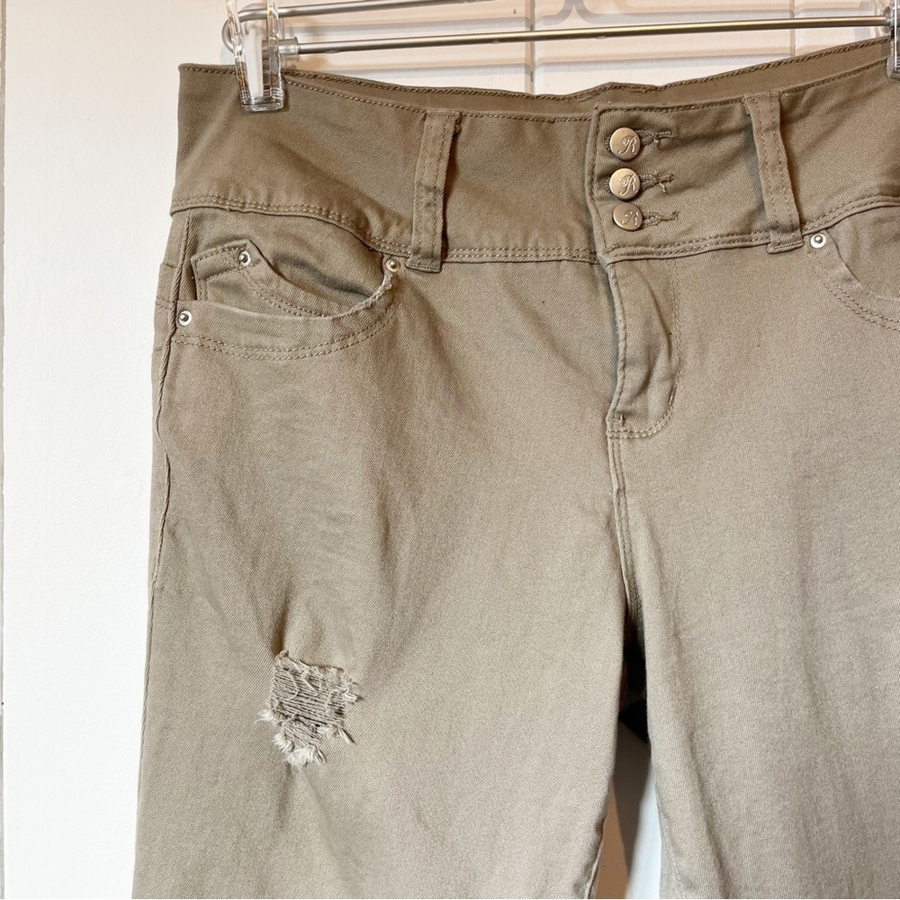 Royalty for Me Wanna Betta Butt? Khaki Ankle Pants. Have Stretch. Size 12.
